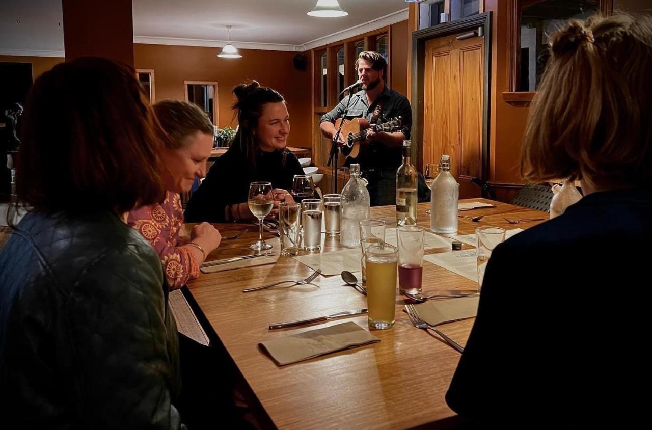 Wandering Trout - Gourmet Stays Mole Creek Exterior foto